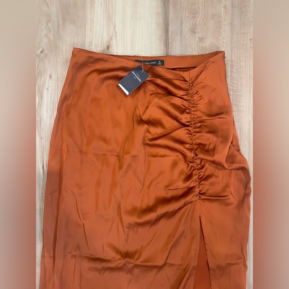 Abercrombie and Fitch maxi skirt - Picture 2 of 5